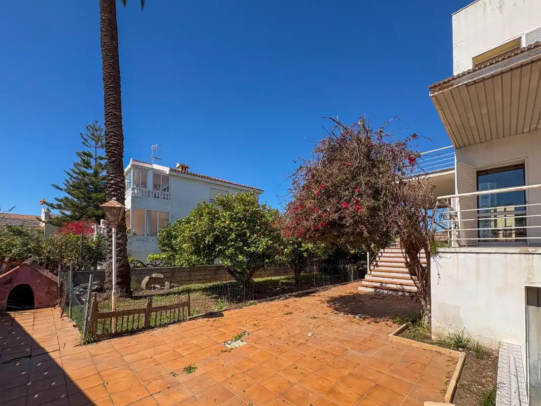 Jardín de Casa o chalet en venta en Gandia con Aire acondicionado, Calefacción y Jardín privado