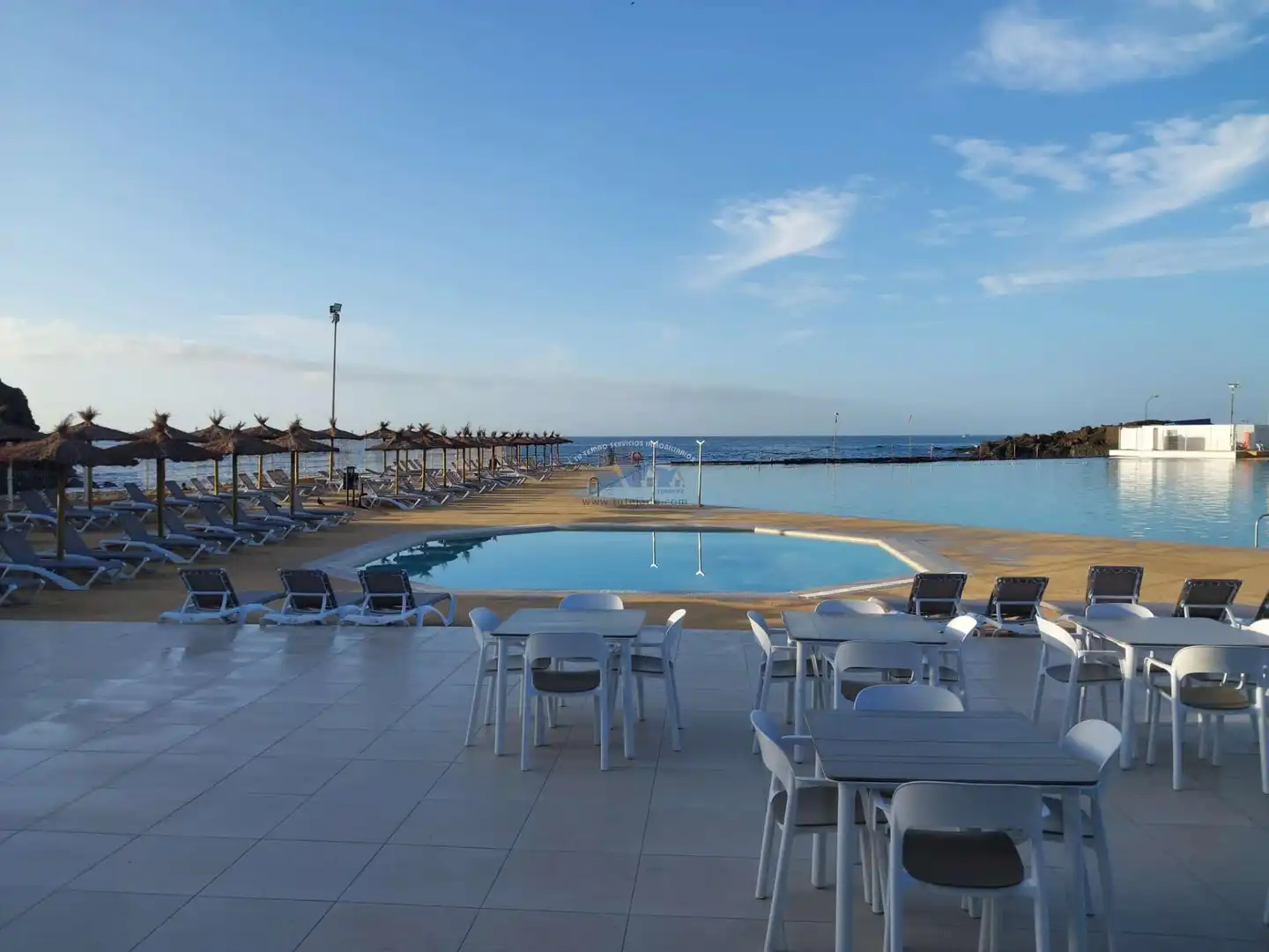 Piso en venta en Arona con Piscina comunitaria