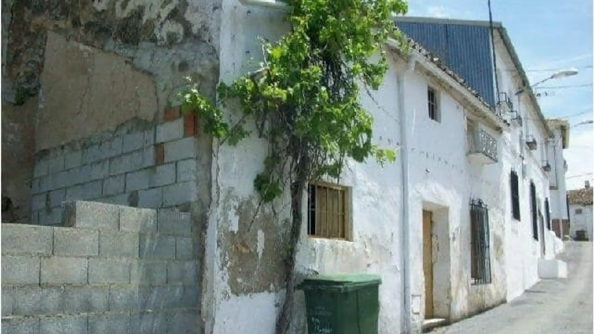 Vista exterior de Casa o chalet en venta en Alcalá la Real