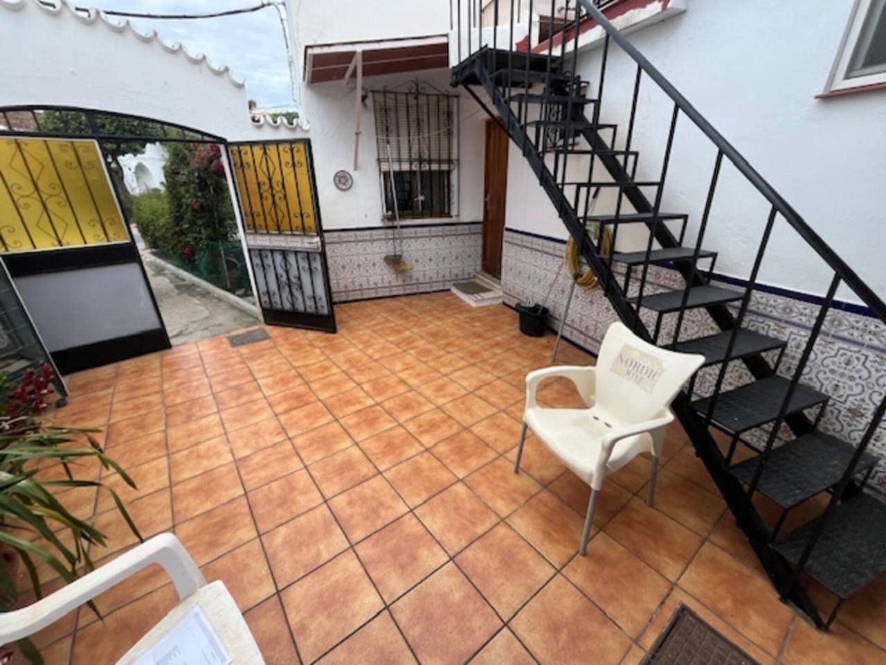 Exterior view of House or chalet for sale in Estepona  with Terrace