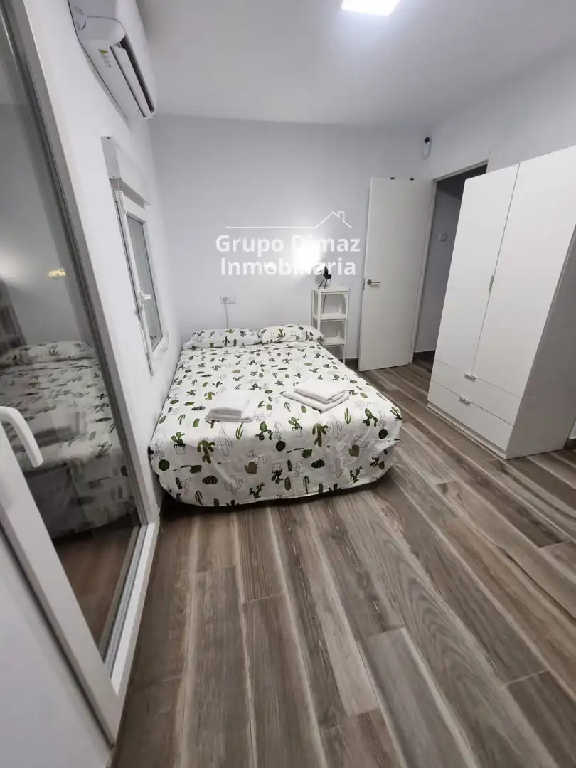 Schlafzimmer von Wohnung zum Verkauf in Pineda de Mar mit Klimaanlage, Heizung und Möbliert