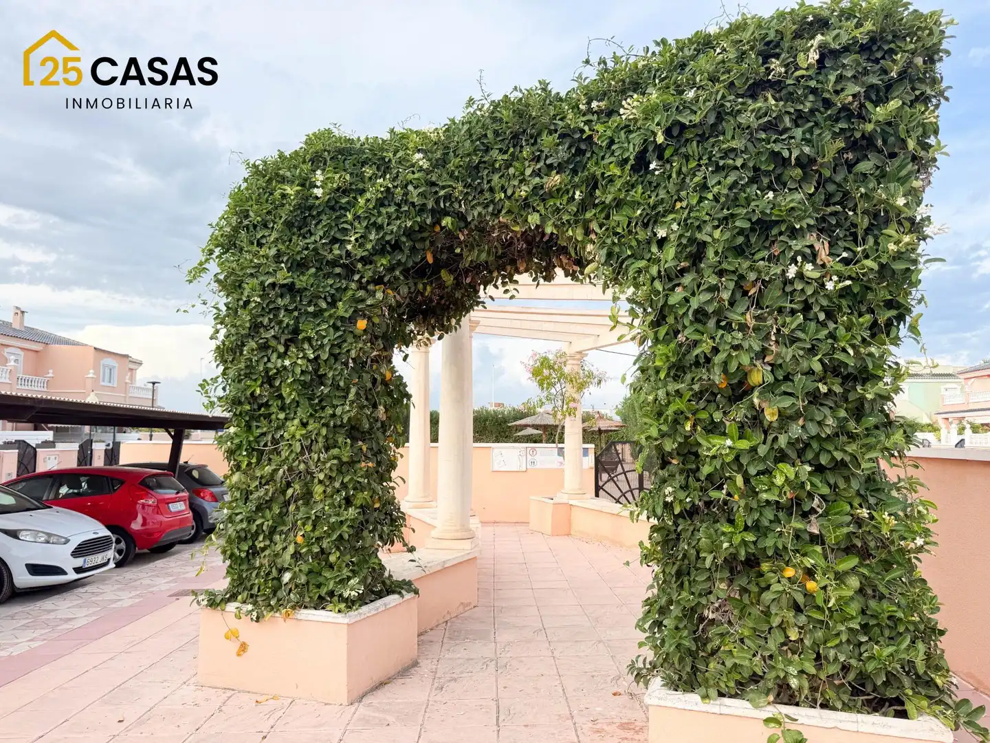Casa amb terrassa en venda a Avenida Finlandia, imagen 40