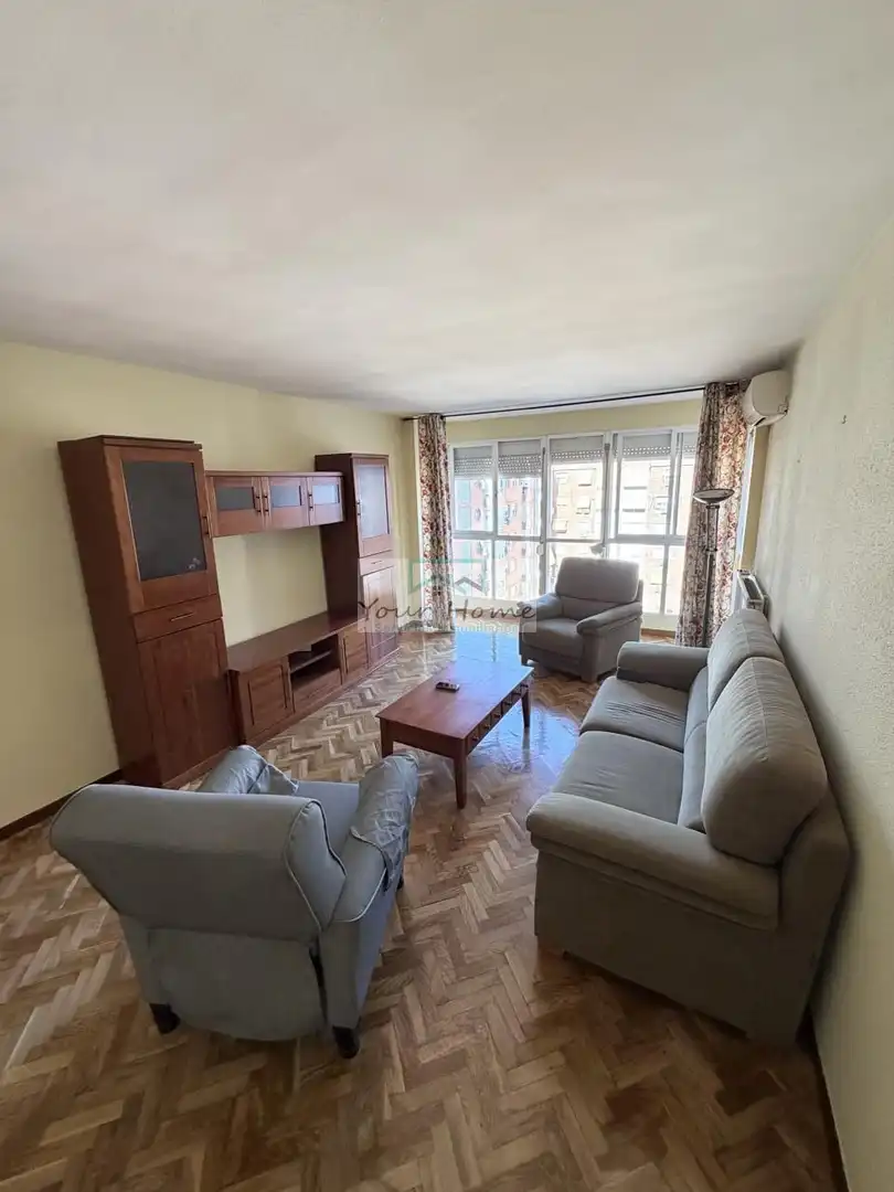 Sala d'estar de Pis en venda en Torrejón de Ardoz amb Aire condicionat, Calefacció i Parquet