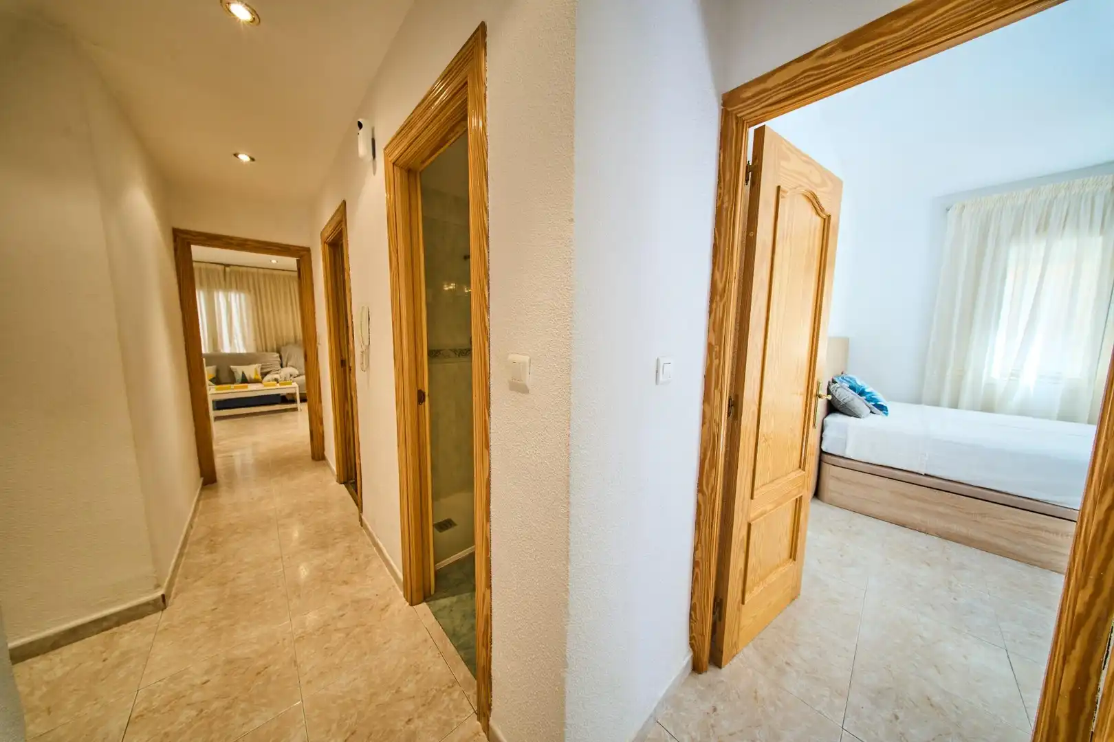 Flat for sale in Granada  with Air Conditioner and Balcony