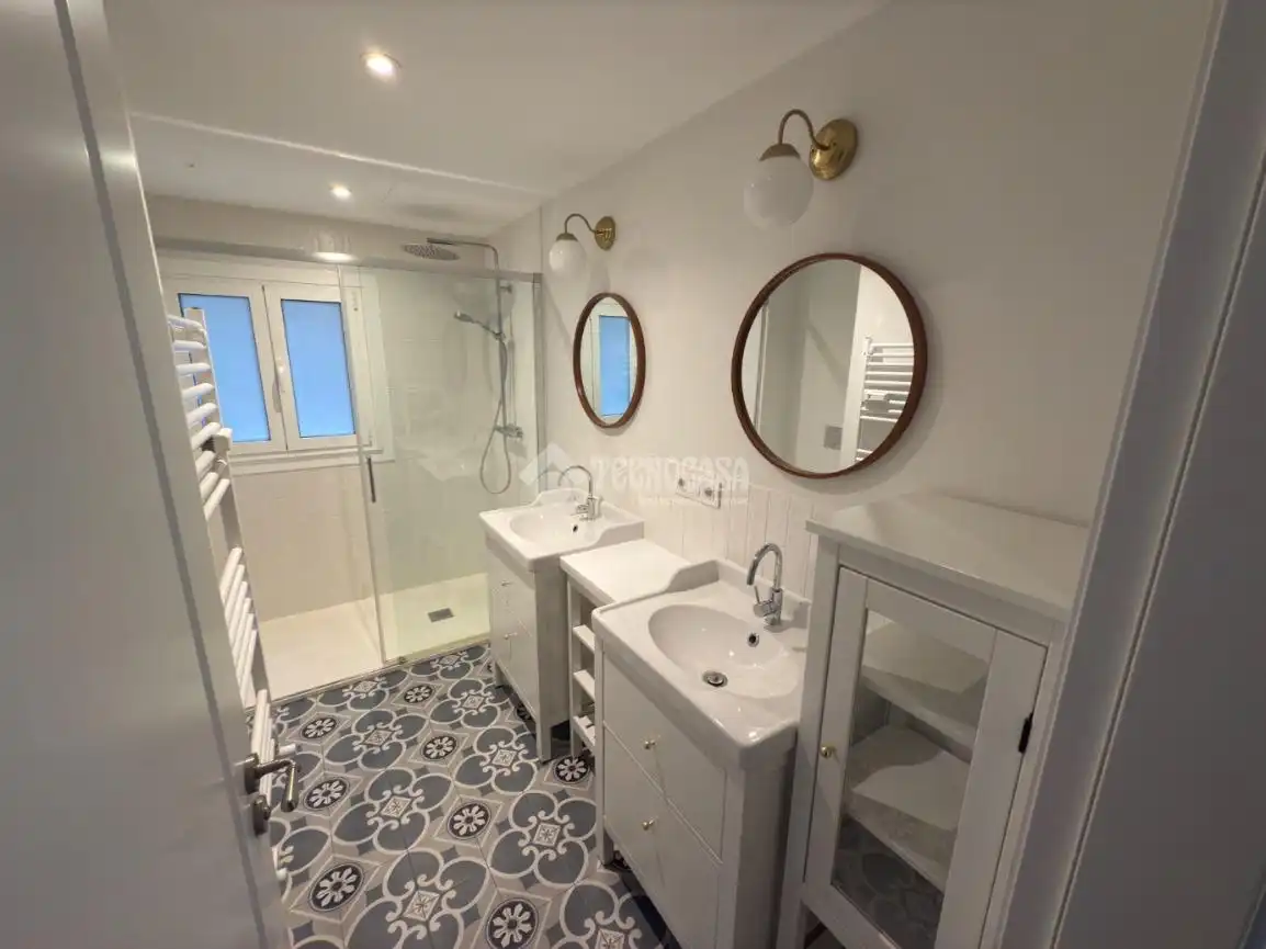 Baño de Piso de alquiler en Barrio de Salamanca