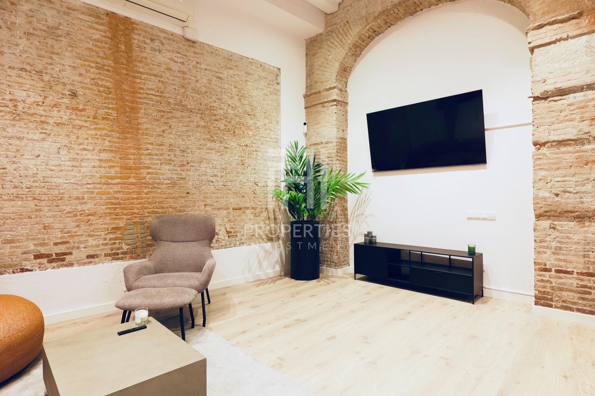 Sala d'estar de Dúplex en venda en  Barcelona Capital