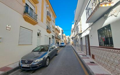 Vista exterior de Casa adosada en venda en Benalmádena amb Terrassa
