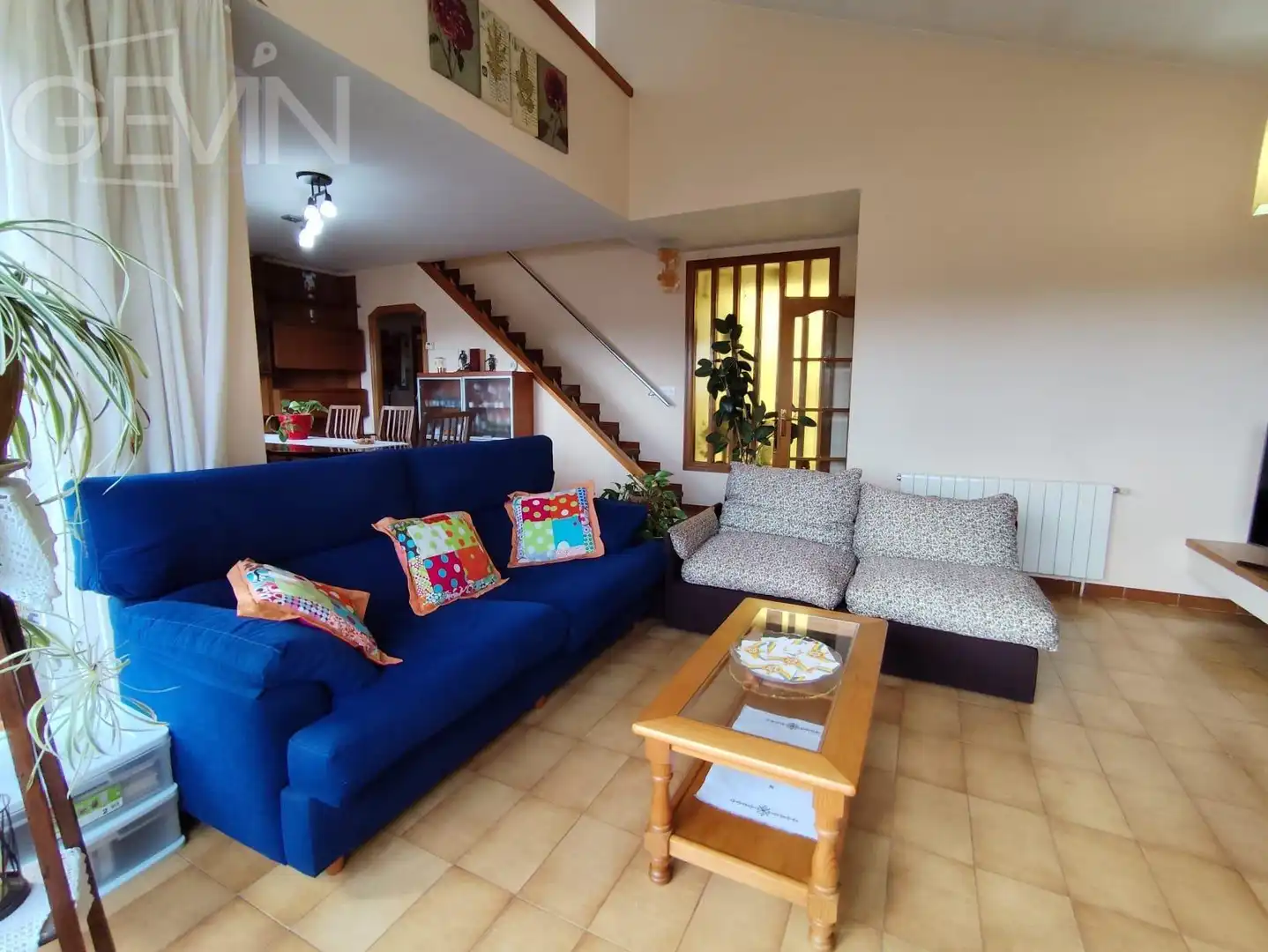 Sala d'estar de Casa o xalet en venda en Caldes de Montbui amb Aire condicionat, Calefacció i Jardí privat