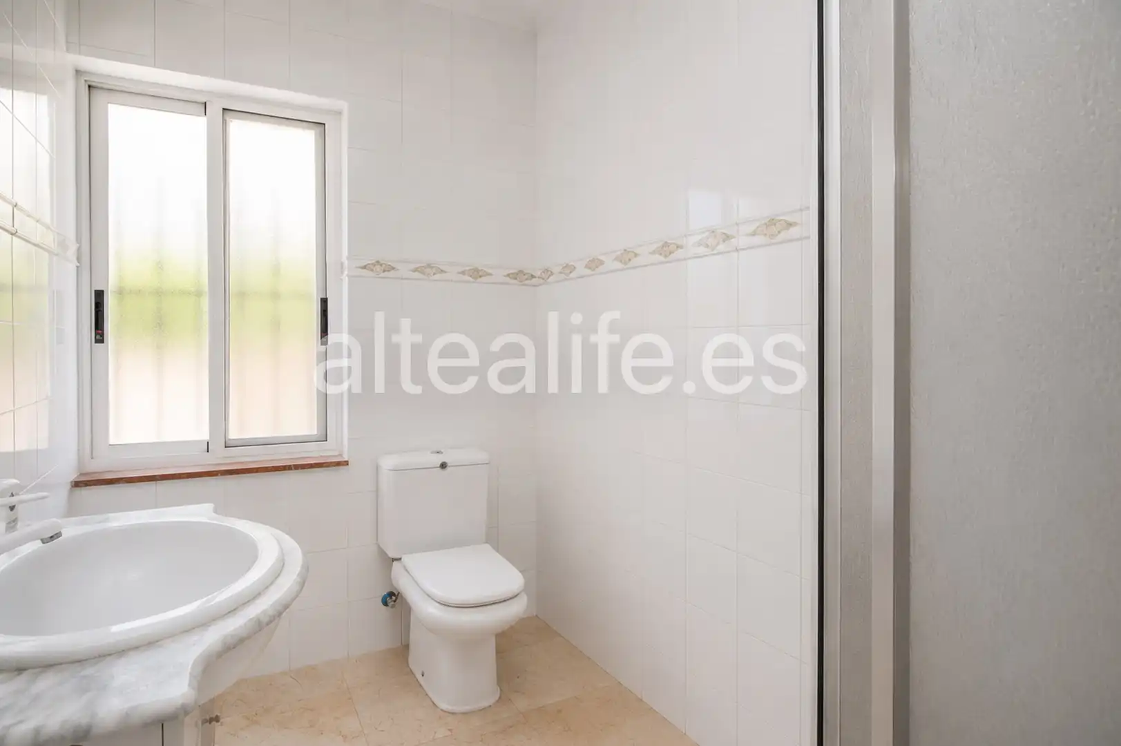 Bathroom of Houses for sale in Altea  with Air Conditioner, Heating and Terrace
