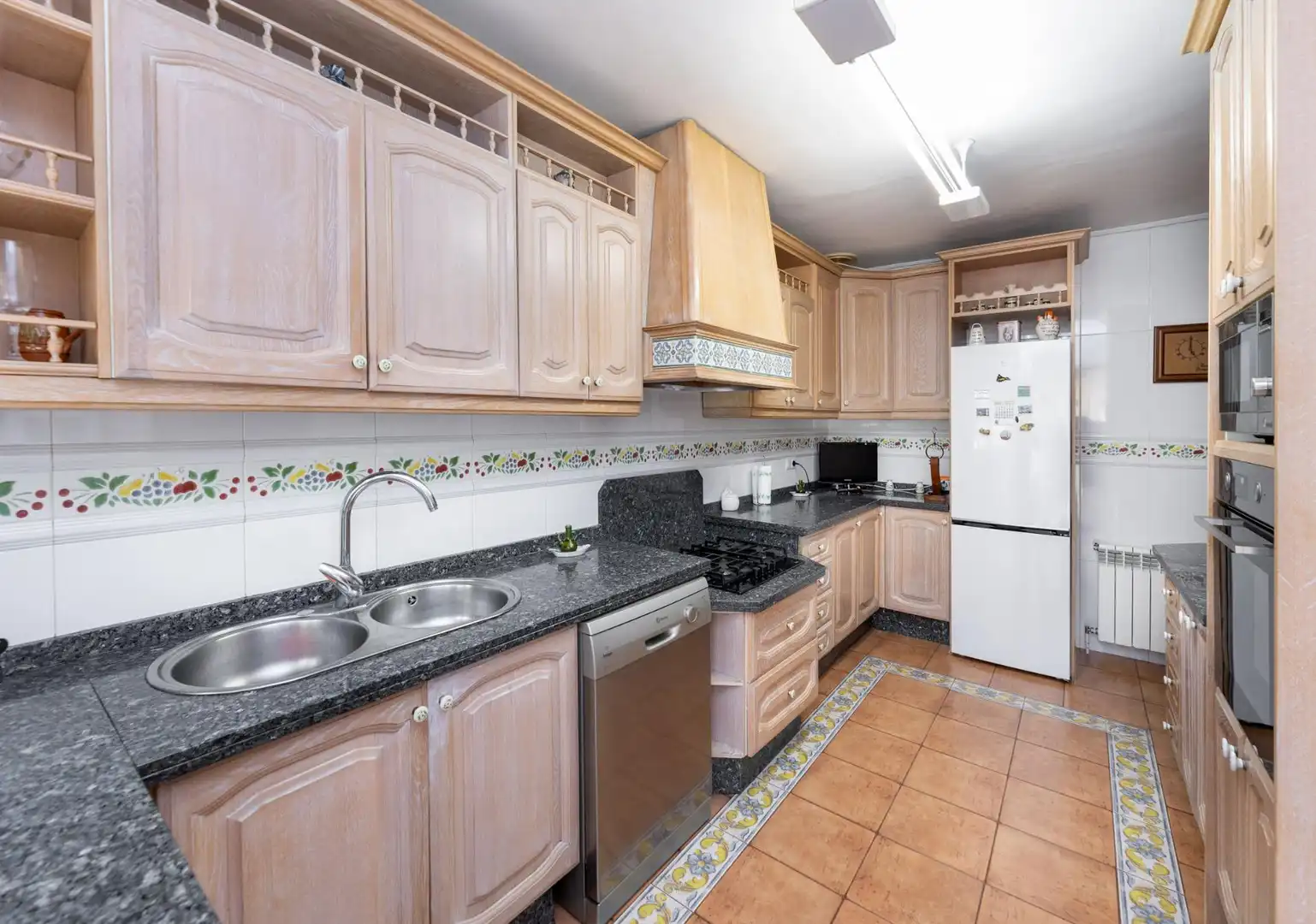 Chalet con piscina en venta en Alfacar, imagen 22