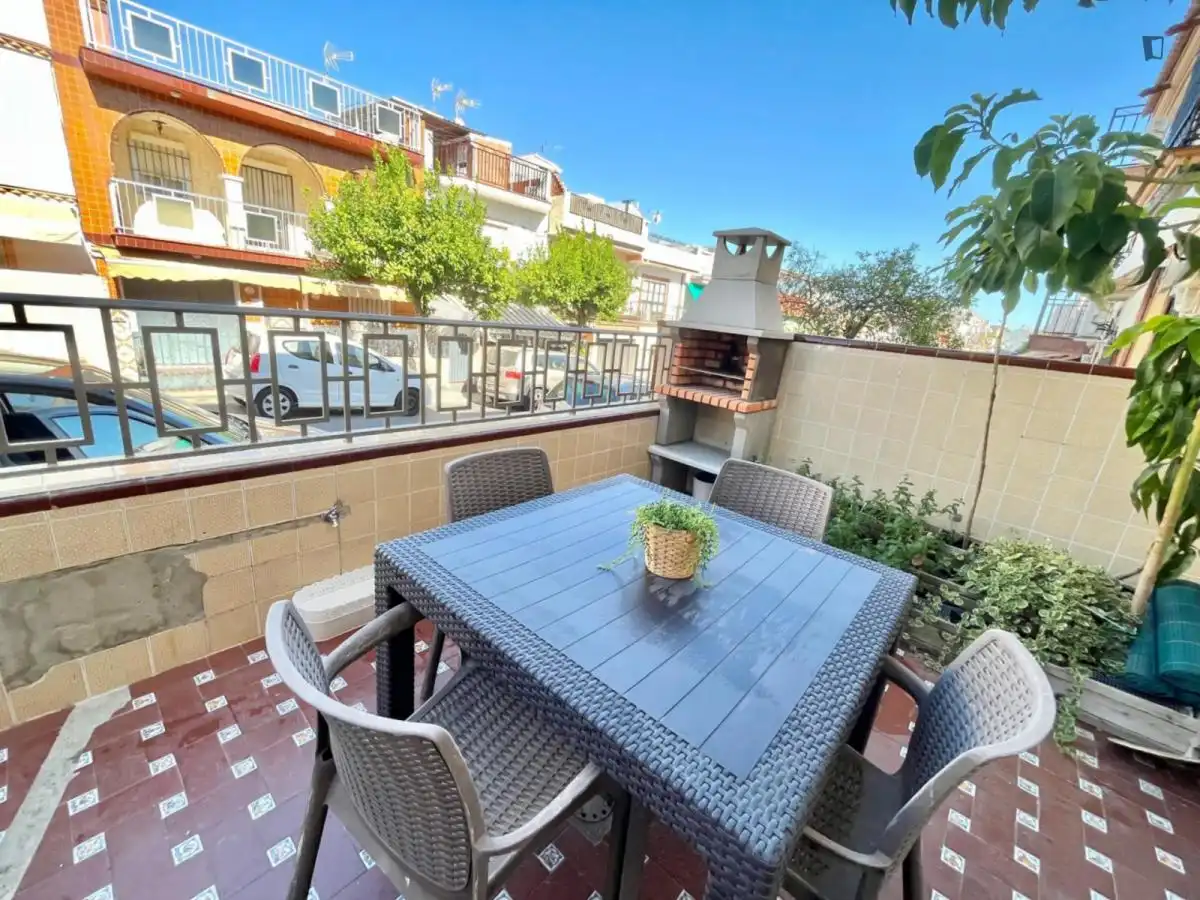 Terrace of Houses for share in Santiponce  with Furnished, Oven and Washing machine