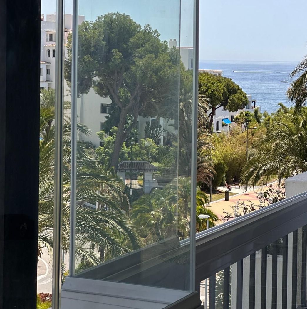 Exterior view of Flat for sale in Marbella  with Furnished, Oven and Washing machine