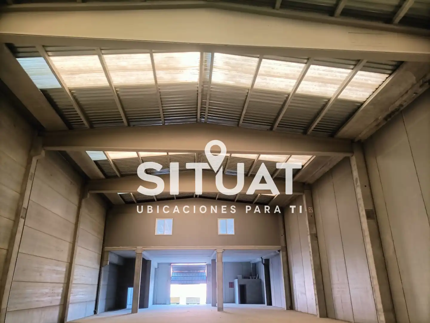 Industrial building for sale in Carrer Miguel Servet 9