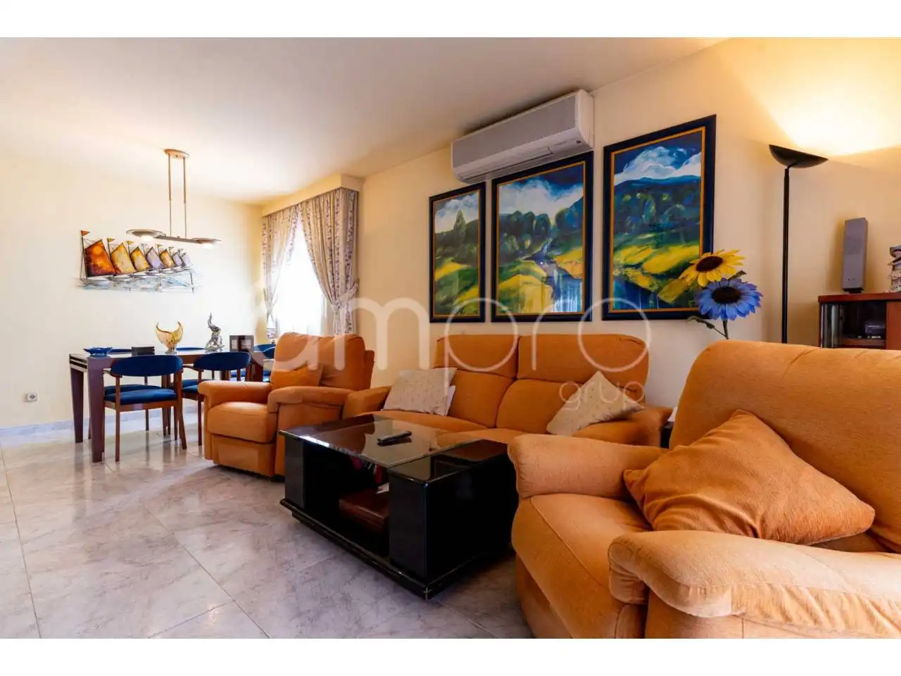 Wohnzimmer von Wohnung zum Verkauf in Vilanova i la Geltrú mit Klimaanlage, Heizung und Terrasse