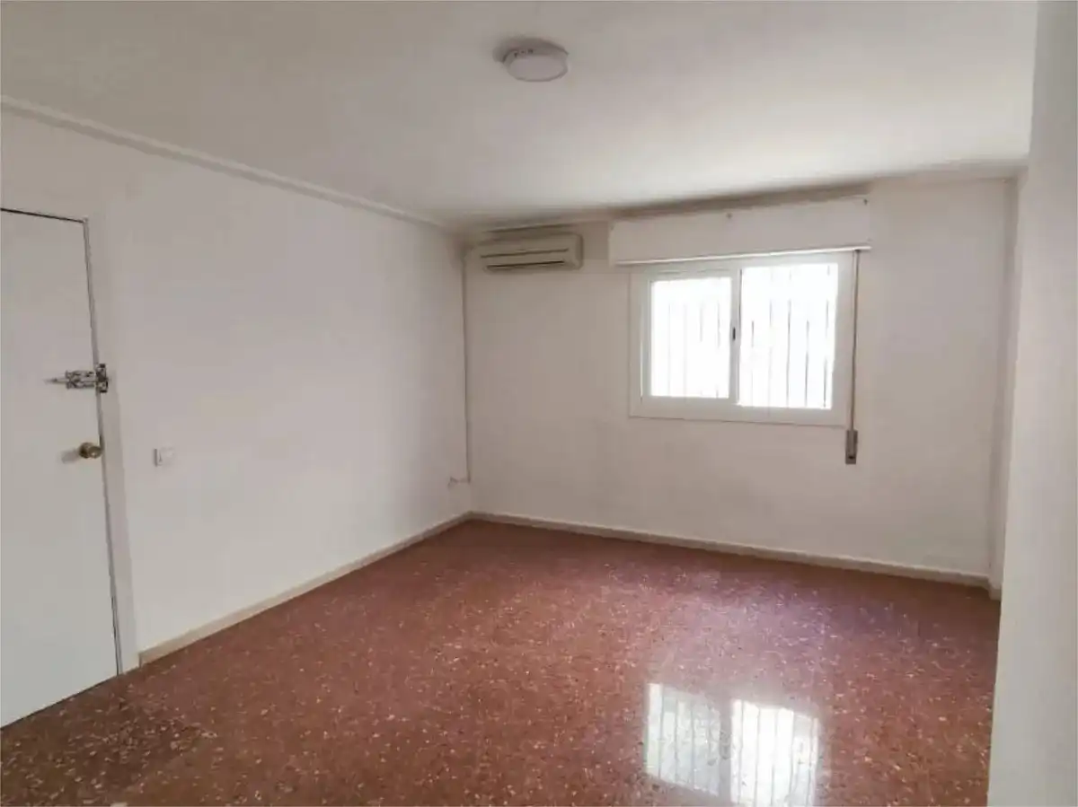 Wohnung zur Miete in Sevilla mit Heizung und Waschmaschine