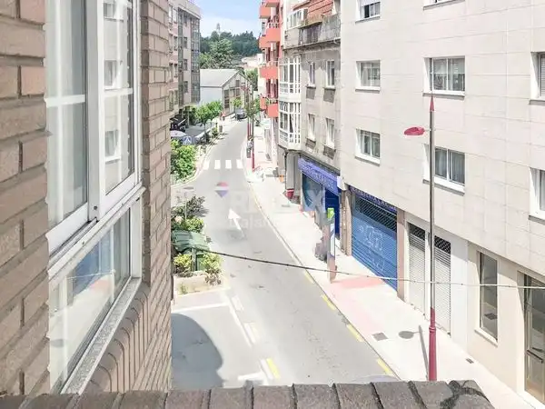 Vista exterior de Pis en venda en Vigo  amb Calefacció, Parquet i Terrassa