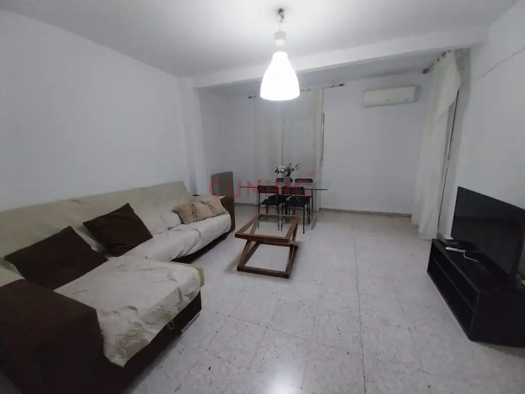 Sala d'estar de Pis de lloguer en Cáceres amb Aire condicionat i Calefacció