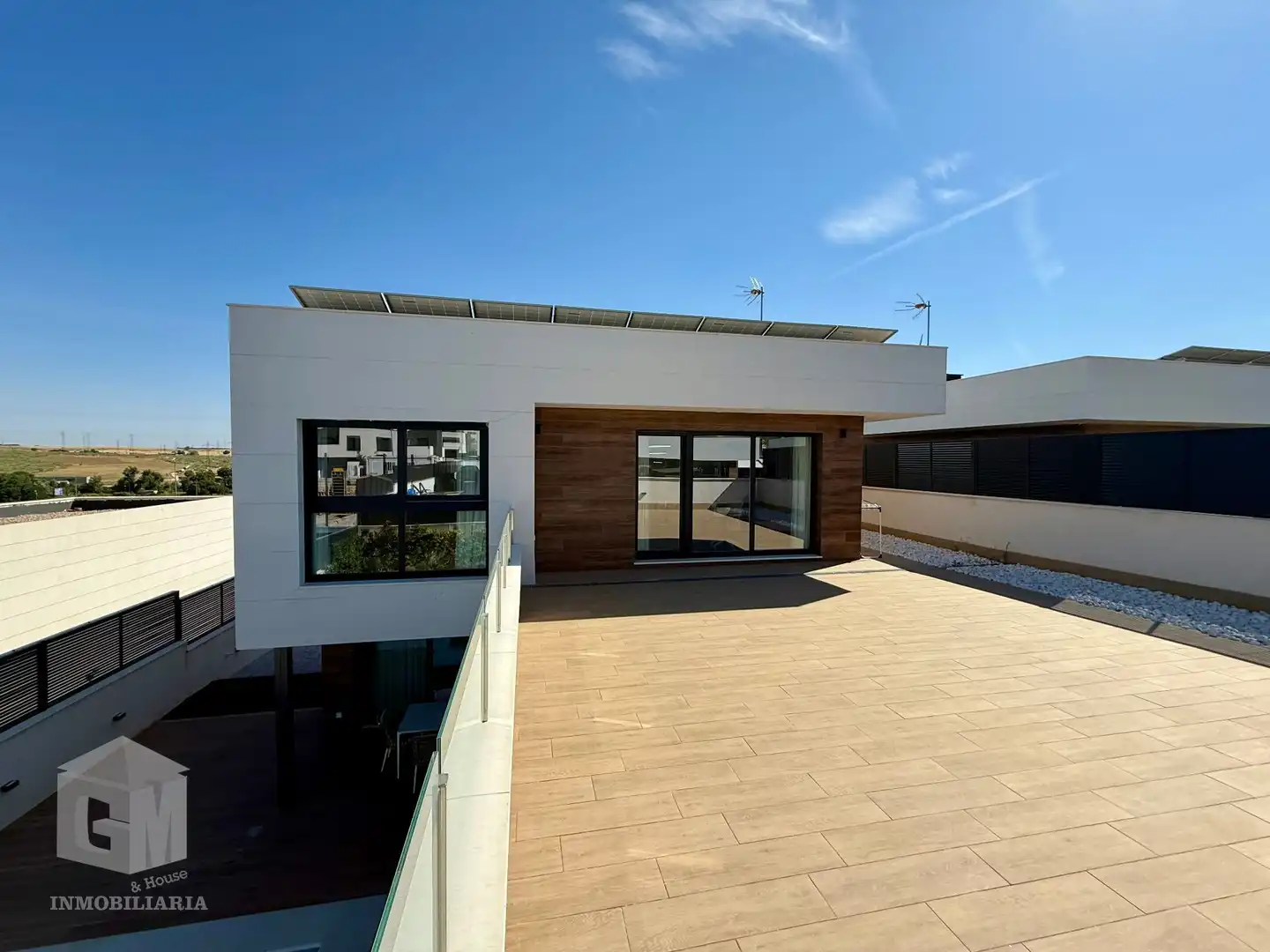 Terrassa de Casa adosada en venda en Villaviciosa de Odón amb Calefacció, Jardí privat i Terrassa