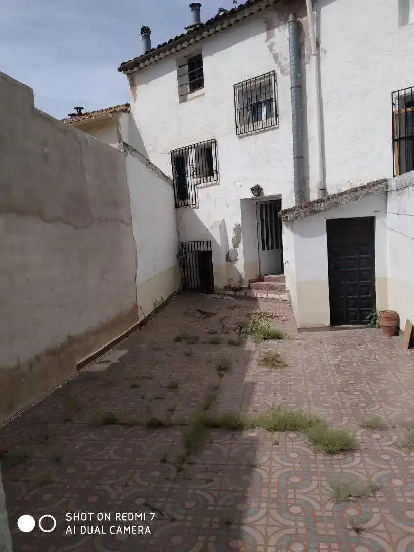 Vista exterior de Dúplex en venta en La Puerta de Segura con Trastero, Horno y Microondas
