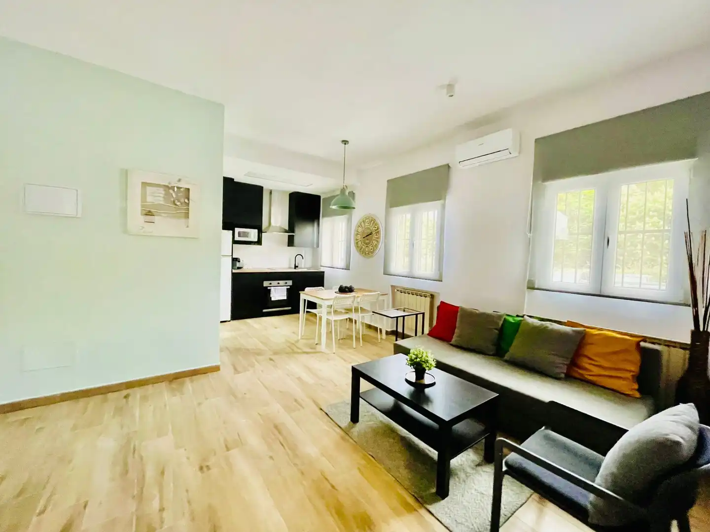 Flat for rent in Calle Aeronave, Timón