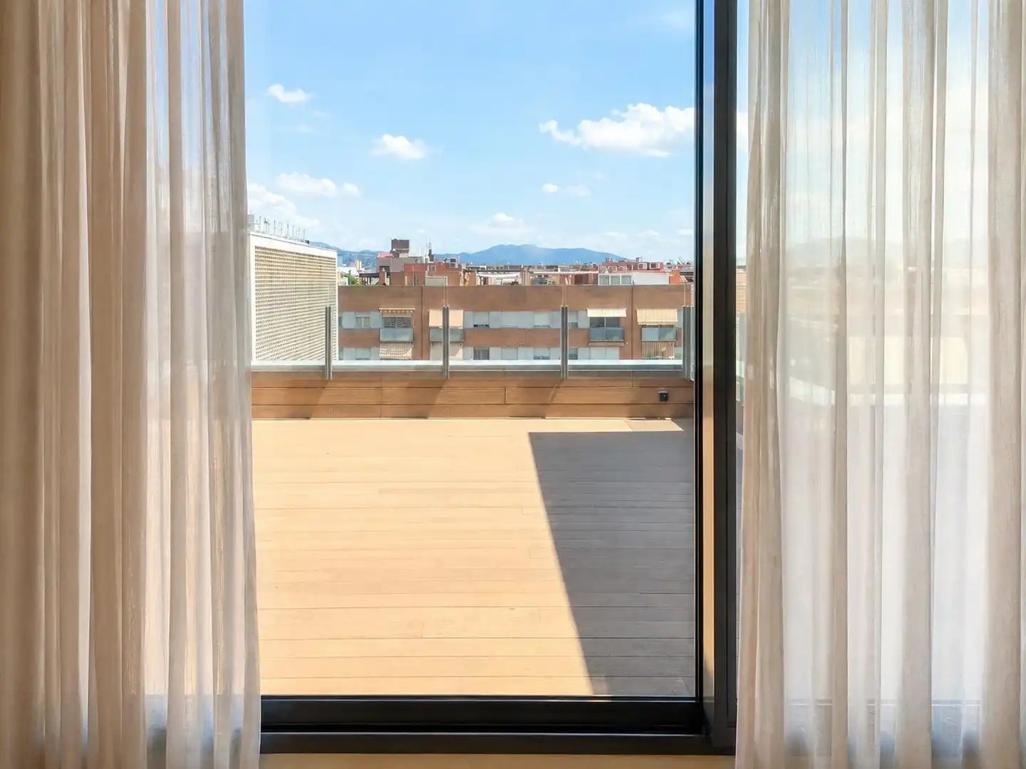 Terrace of Attic for rent in Badalona  with Air Conditioner, Heating and Parquet flooring