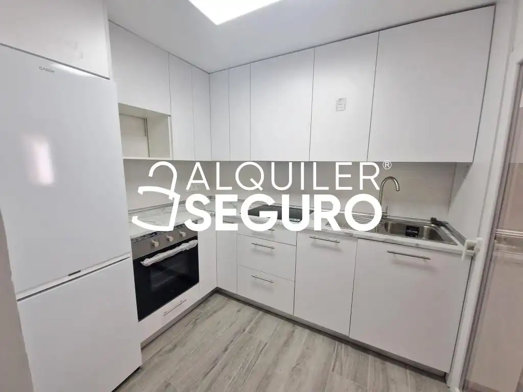 Kitchen of Flat for rent in Fuenlabrada  with Heating and Terrace