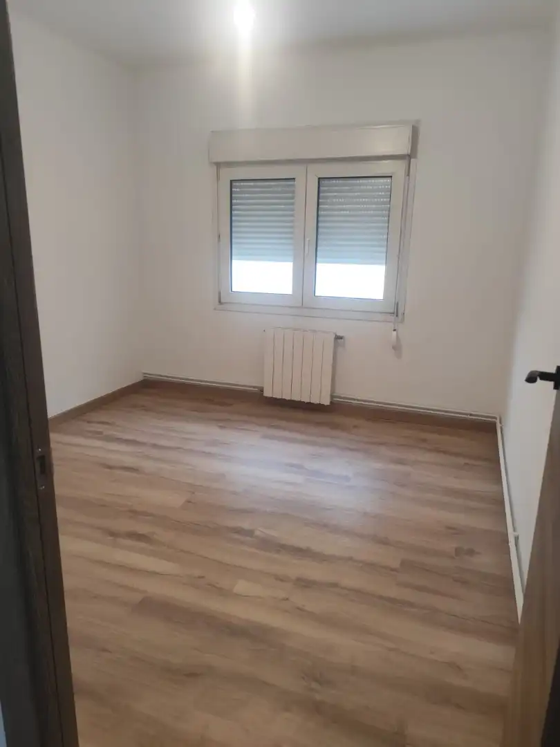 Dormitori de Pis en venda en Manresa amb Calefacció, Parquet i Traster