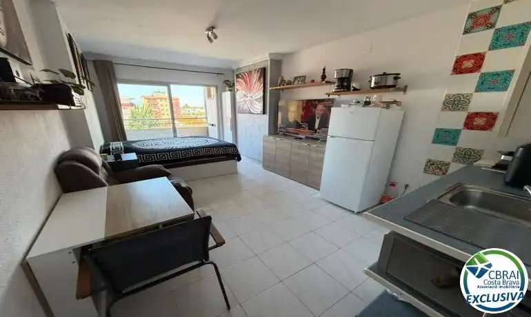 Habitación de Estudio en venta en Empuriabrava con Calefacción y Amueblado