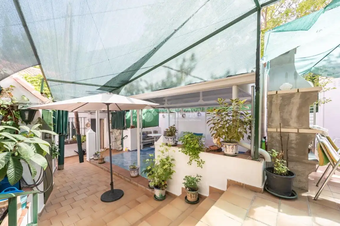 Semi-detached house for sale in Fuencarral - El Pardo