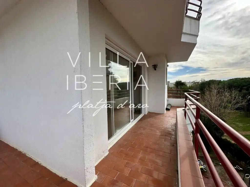 Exterior view of Apartments for sale in Castell d'Aro, Platja d'Aro i s'Agaró  with Terrace