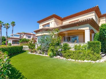 Haus mit Garten zur Miete in Rifa 1