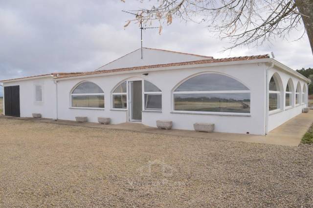 Casa-chalet en Venta en Extrarradio 60 en La Fuente de San Esteban