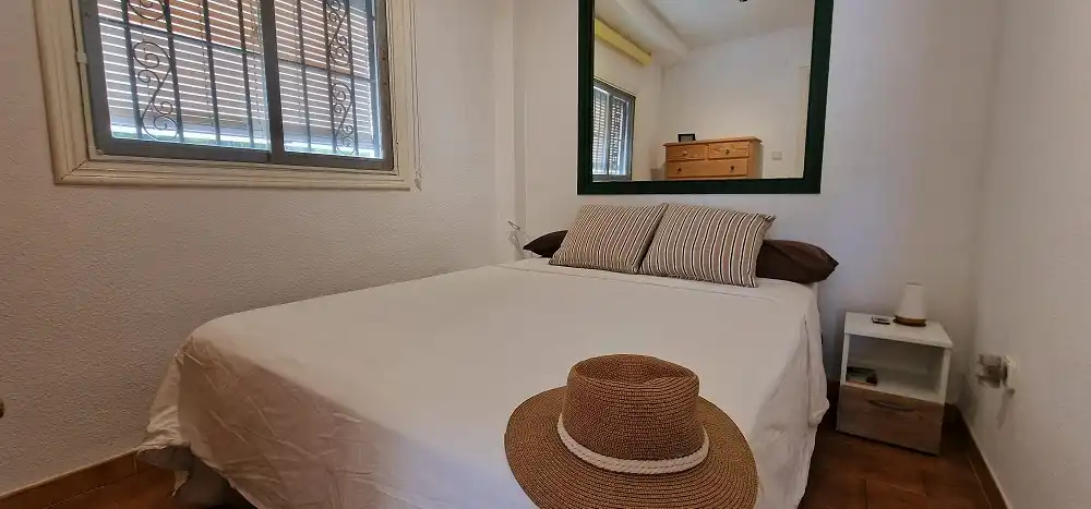 Habitación de Apartamento en venta en Santa Pola con Aire acondicionado, Terraza y Amueblado