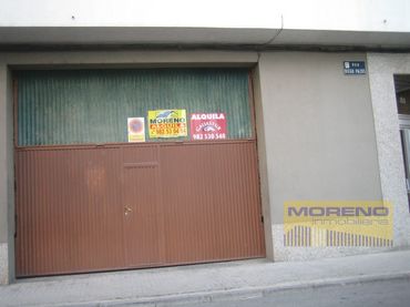 Locale commerciale in affitto a Sarria