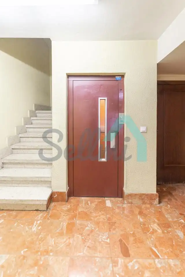 Flat for rent in Oviedo   with Parquet flooring and Furnished