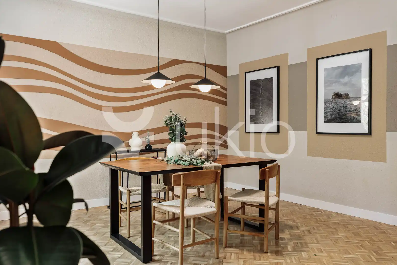 Comedor de Apartamento de alquiler en Barcelona con Aire acondicionado, Calefacción y Amueblado