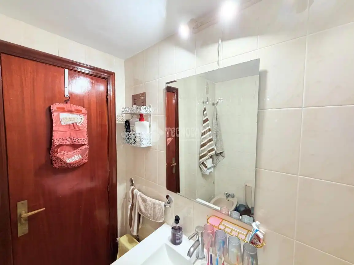 Habitación de Piso en venta en Segovia con Balcón