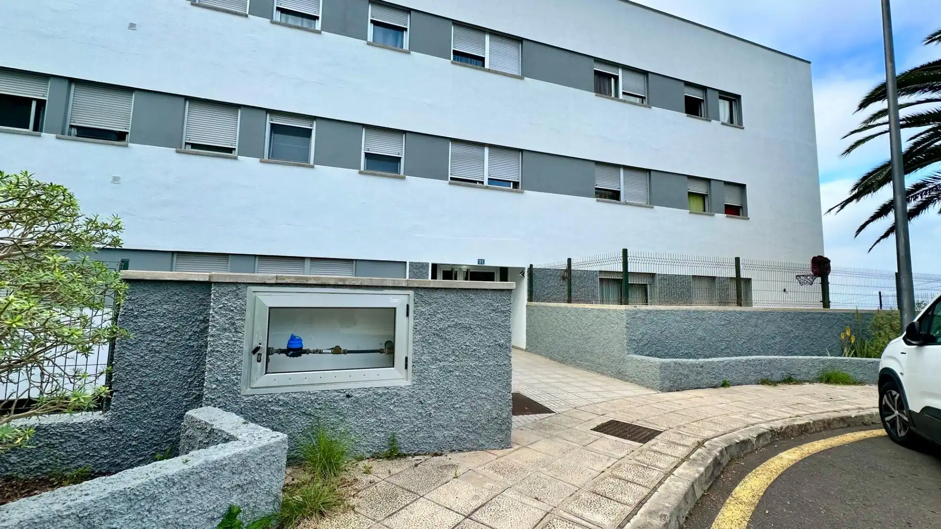 Vista exterior de Pis en venda en San Cristóbal de la Laguna amb Jardí privat