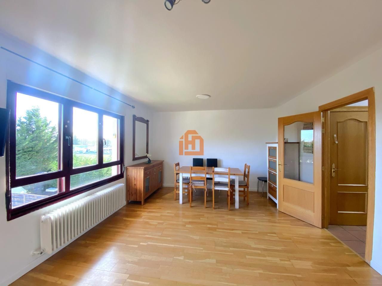 Dining room of Single-family semi-detached for sale in Sariegos  with Heating, Private garden and Parquet flooring