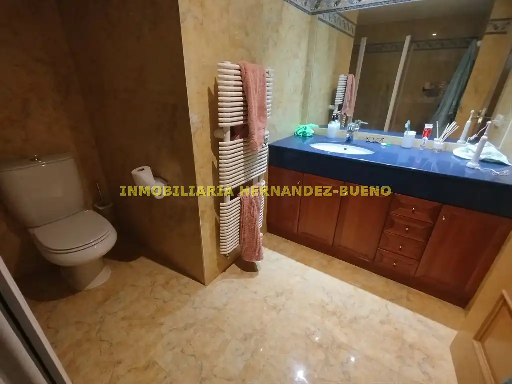 Baño de Piso en venta en Salamanca con Calefacción