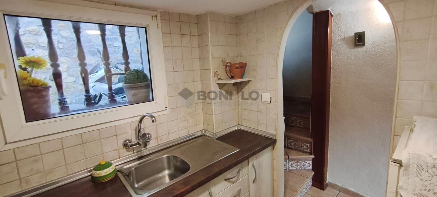 Kitchen of Single-family semi-detached for sale in Villel  with Heating, Furnished and Balcony