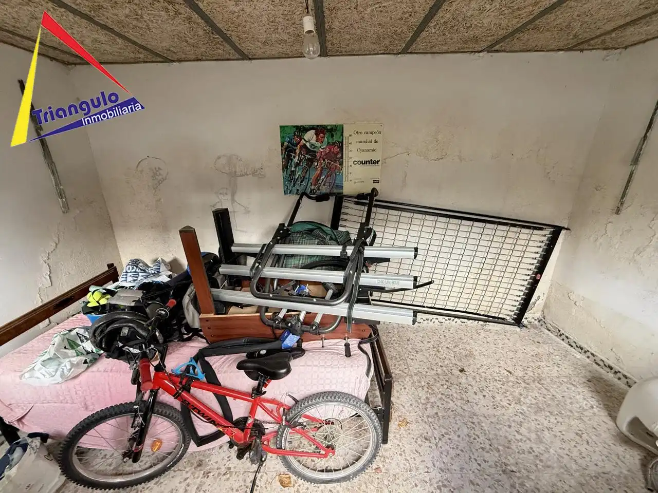 Casa adosada en venda en Santa María la Real de Nieva amb Calefacció