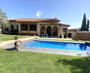 Piscina de Casa o xalet en venda en Matadepera amb Terrassa i Piscina