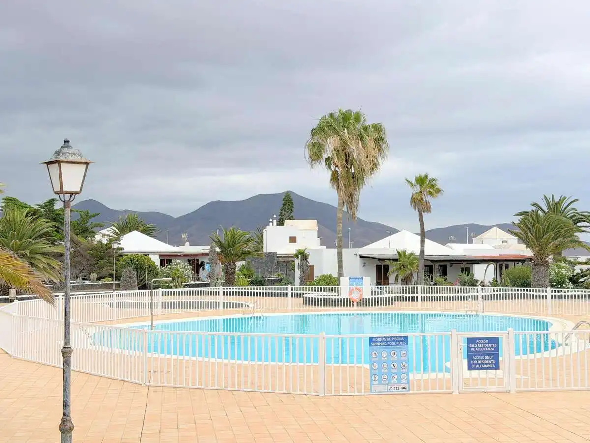 Piscina de Casa o chalet en venta en Yaiza con Jardín privado, Terraza y Amueblado
