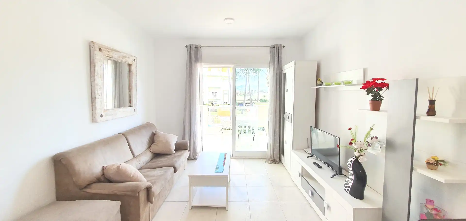 Sala de estar de Apartamento de alquiler en Dénia con Aire acondicionado, Calefacción y Terraza