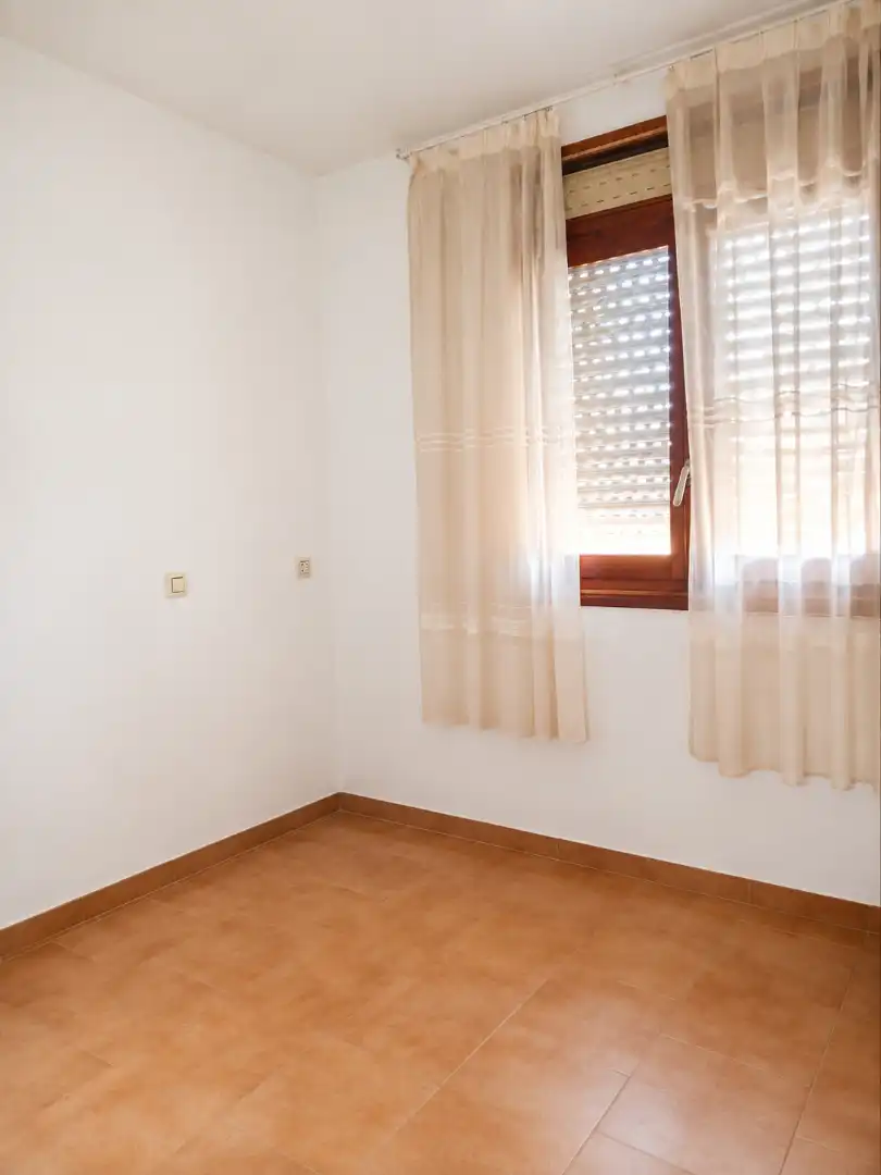 Dormitori de Casa o xalet en venda en Alicante / Alacant amb Jardí privat, Terrassa i Piscina