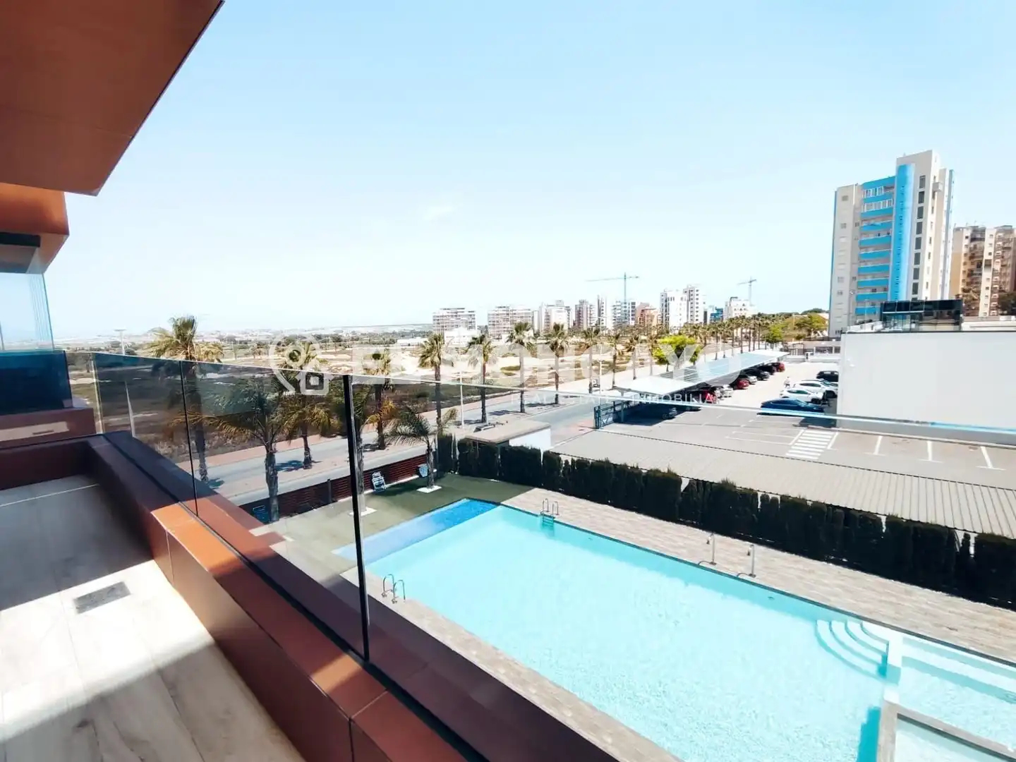 Apartamento con piscina en venta en Avenida PUERTO DEL, imagen 2