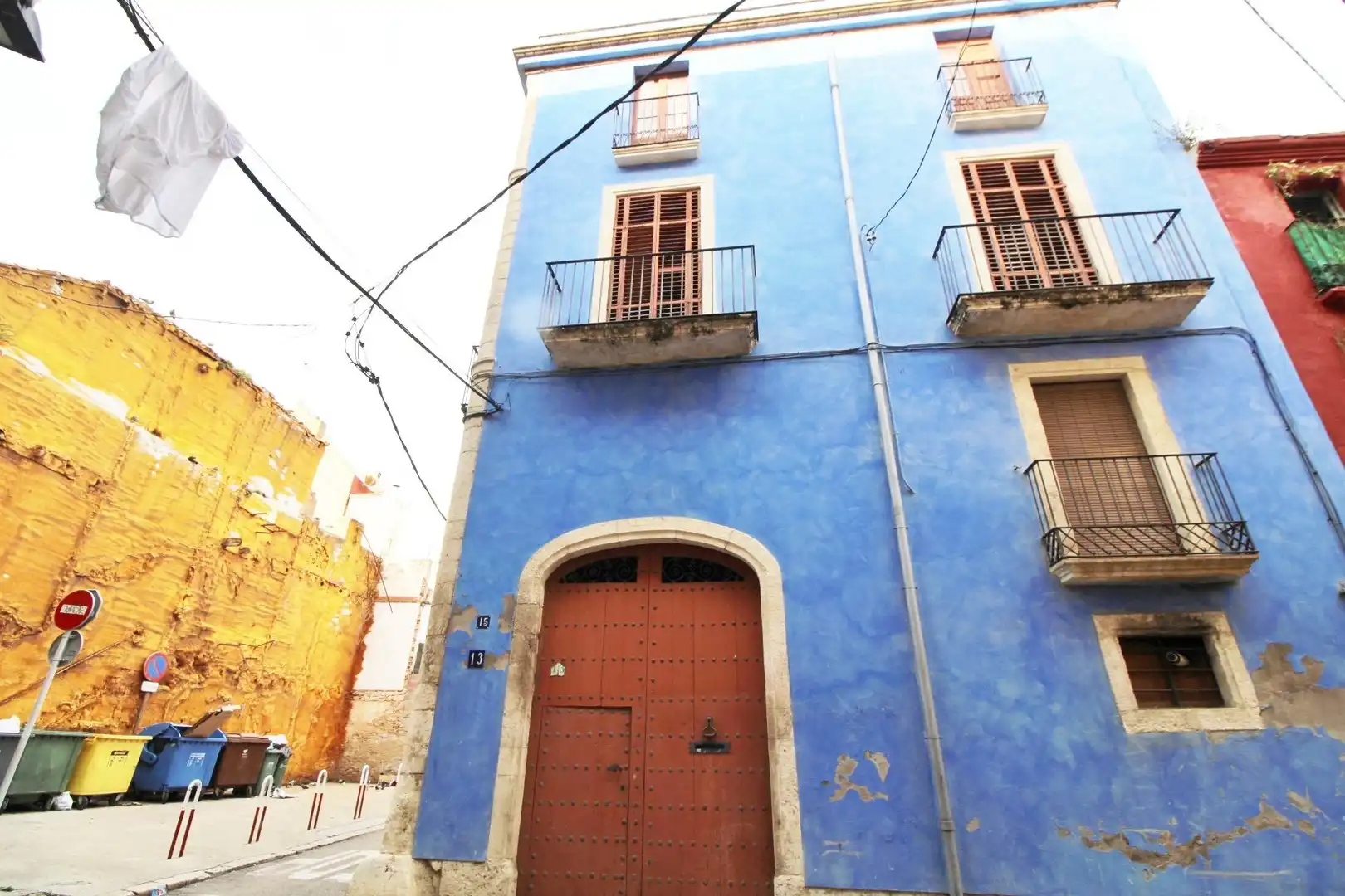 Exterior view of Houses for sale in El Vendrell  with Terrace