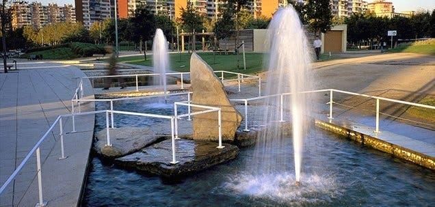 Exterior view of Flat for sale in L'Hospitalet de Llobregat