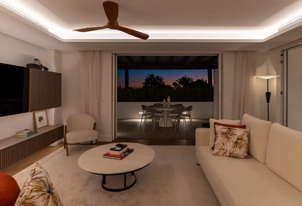 Sala de estar de Apartamento en venta en Milla de Oro